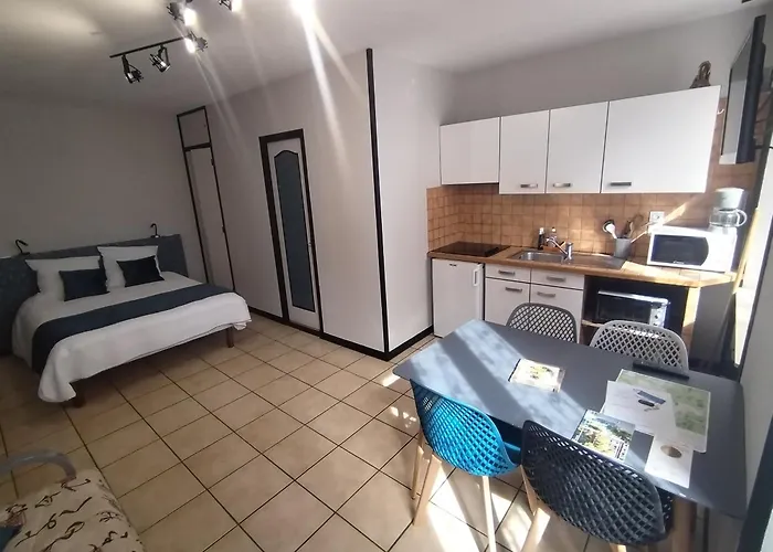 - Latre Location Апартаменты *