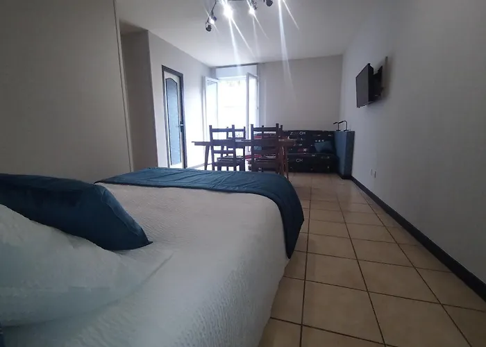 - Latre Location Апартаменты