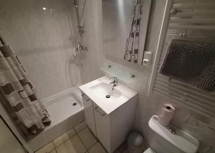 - Latre Location Апартаменты