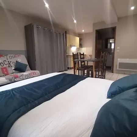 Latre Freres Location *